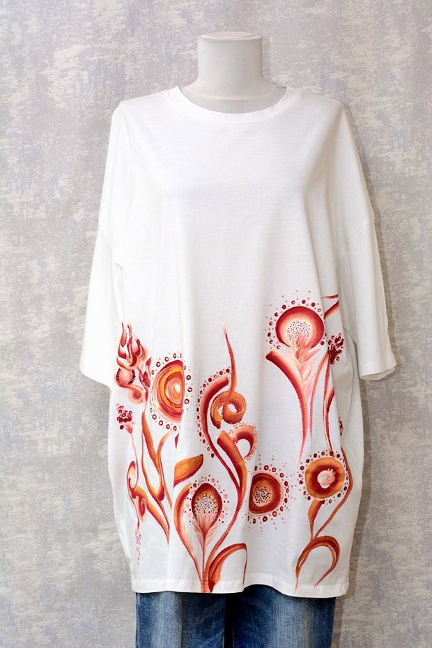Tricou alb, oversize, pictat manual, unicat