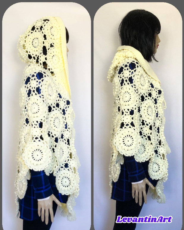 Pelerină croșetată manual cu glugă, stil boho elegant (tip poncho/capă), ivoire - UNICAT
