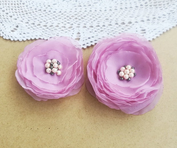 set brose flori roz pal cu perle