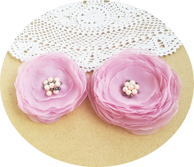 set brose flori roz pal cu perle