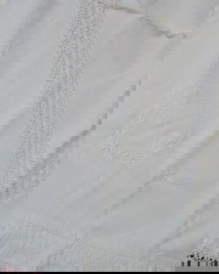 Husa perna cu dantela si broderie