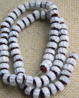 Margele sticla Chevron (M-AI)