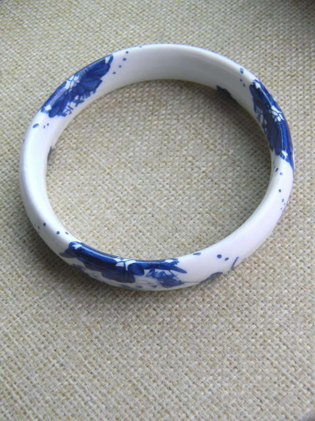 Bratara portelan (M-AI)