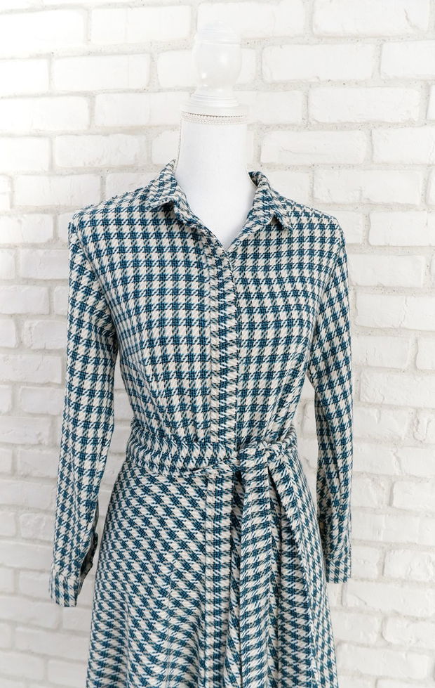 Rochie Camasa Stofa Picior de Cocos Turcoaz cu Crem