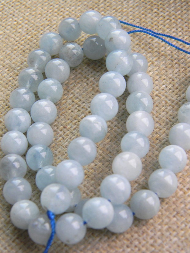 Aquamarin 8 mm (AV 13)