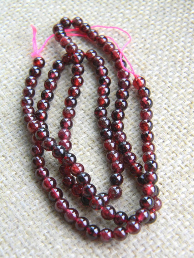 Granat 4 mm (PGA)