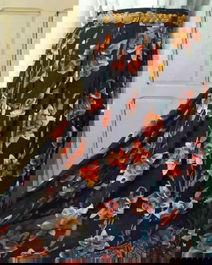 Fusta cu imprimeu narcise