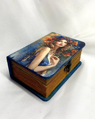 Cutie lemn- caseta de bijuterii decorata manual 00144