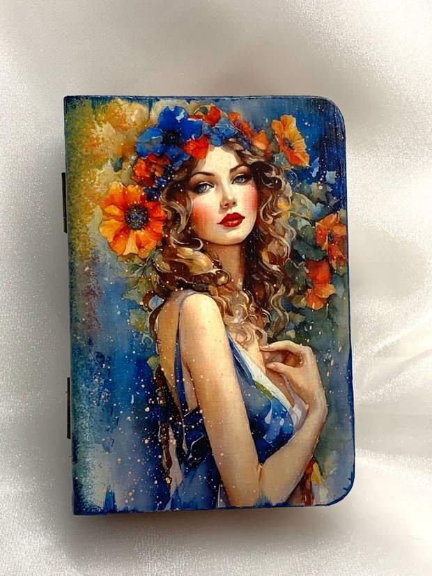 Cutie lemn- caseta de bijuterii decorata manual 00144