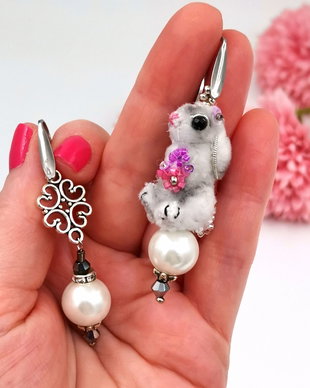 Rezervat Cercei asimetrici - Bunny Chic 3D