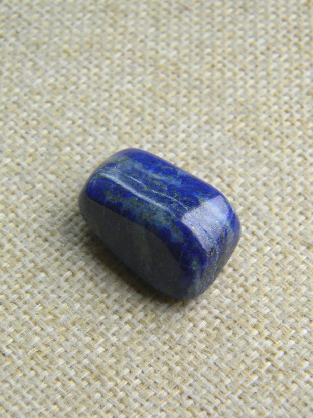 Lapis slefuit (C72)