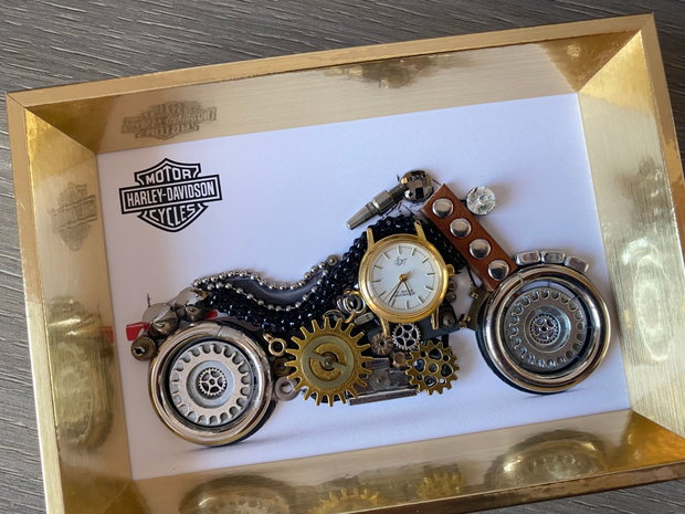 Motocicleta model Harley Davidson Cod M 690・Cadouri perdonalizate・Cadouri pentru ziua de nastere・Cadouri unicat