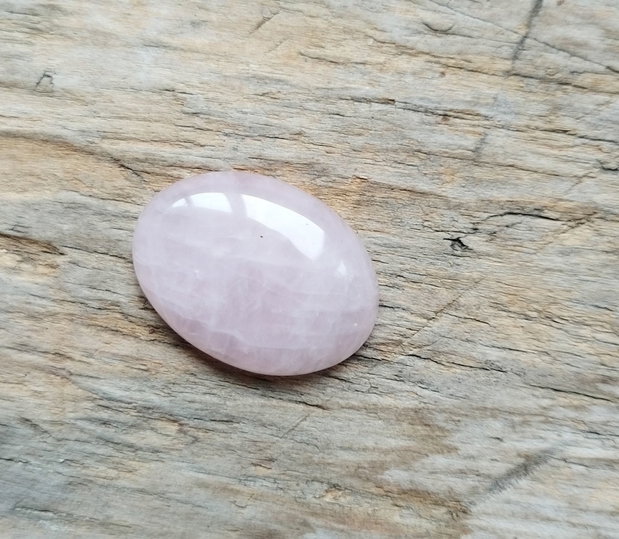 Cabochon cuart roz, 30x22 mm