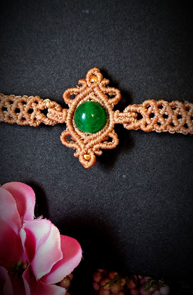 Colier choker macrame cu piatra semiprețioasa Jad