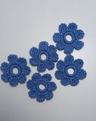 Set flori crosetate