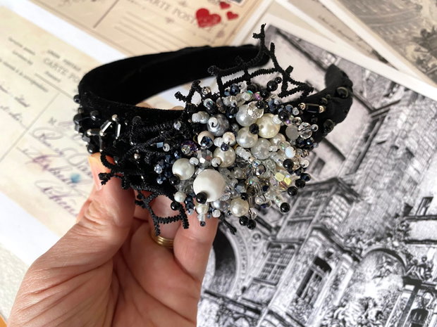 Coronita brodata cu margele・Diadema・Coronita cu cristale・Accesoriu pentru par・Coronita eleganta・Tiara