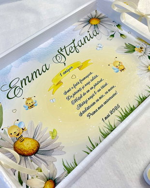 Set aniversar personalizat 1 anisor - Albinute si margarete - Tavita turta si accesorii