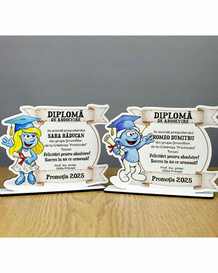 trofeu personalizat - model Strumfi