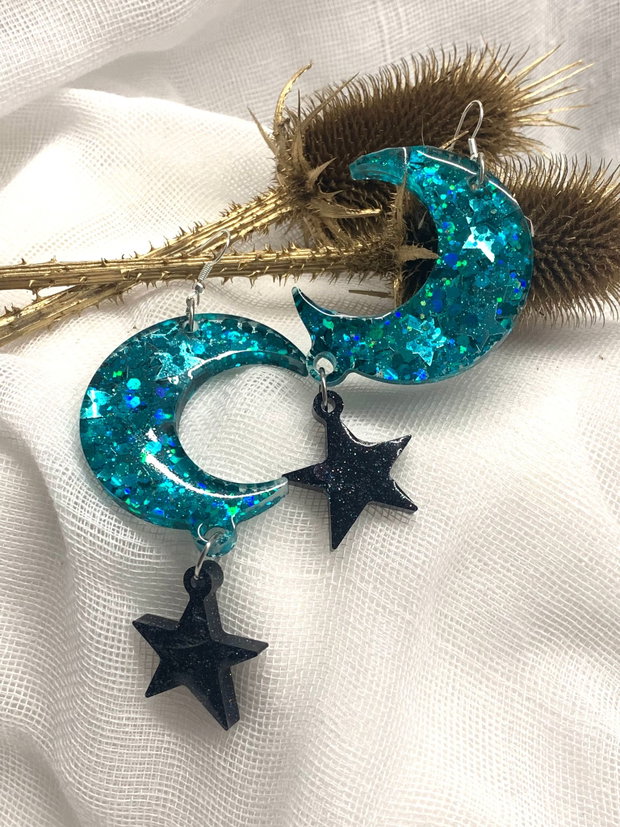 Cercei handmade unicat din rasina 00042