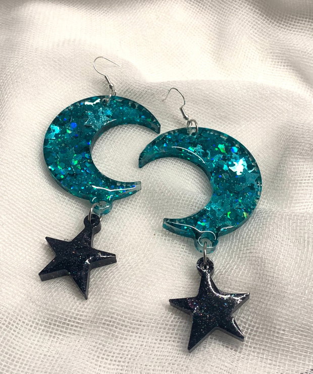 Cercei handmade unicat din rasina 00042
