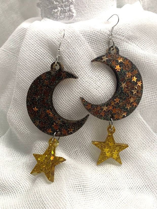 Cercei handmade unicat din rasina 00043