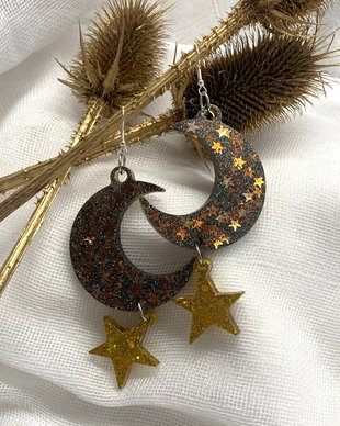 Cercei handmade unicat din rasina 00043