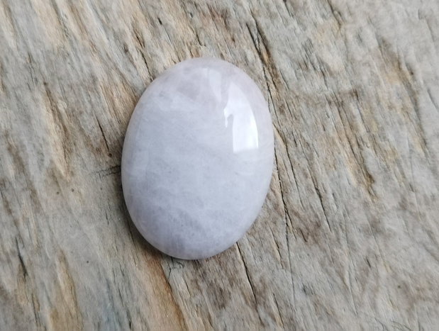 Cabochon cuart roz, 40x30x7 mm
