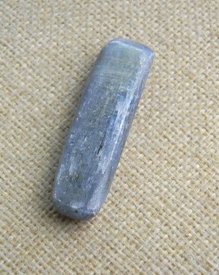Bagheta Kyanit slefuit (C36)