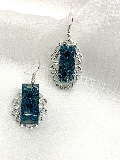 cercei handmade unicat din rasina si flori naturale 00067