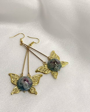 cercei handmade unicat din rasina si flori naturale 00068
