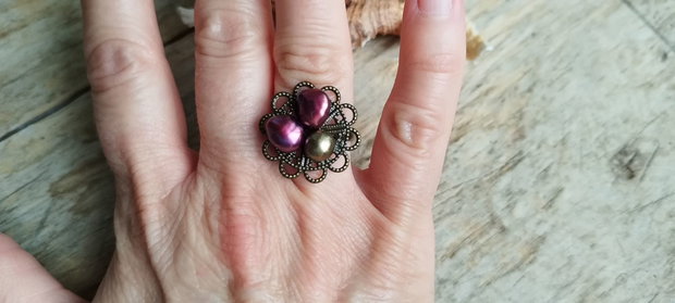Inel delicat, bronz dantelat cu perle de cultura - inel romantic