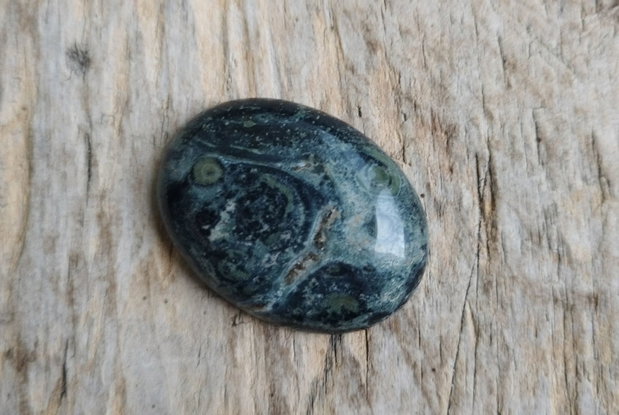 Cabochon kambaba jasper, 40x30 mm