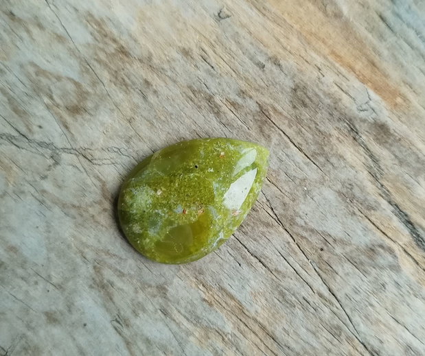 Cabochon opal verde, 28x19 mm