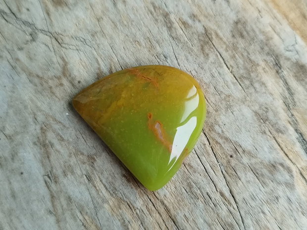 Cabochon opal verde, 25x22 mm