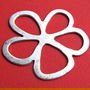 Floare - pandantiv din zamac argintat aprox 2x46x50 mm