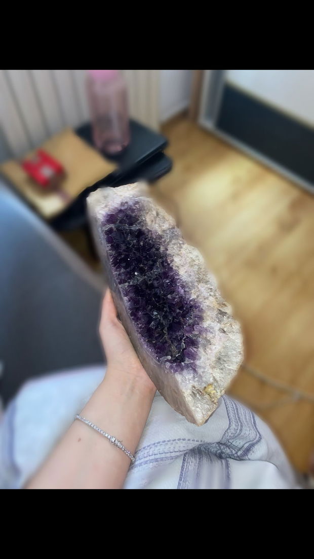 Geodă de Ametist Naturală de 2,7 kg - Piesă Unicã si Impresionantă