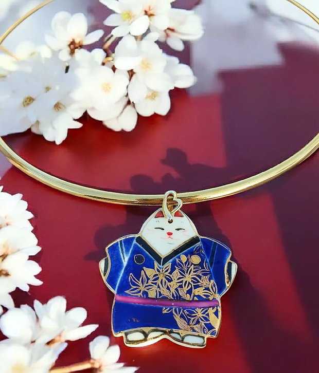 Colier din portelan pictat cu aur - SAMURAI CAT