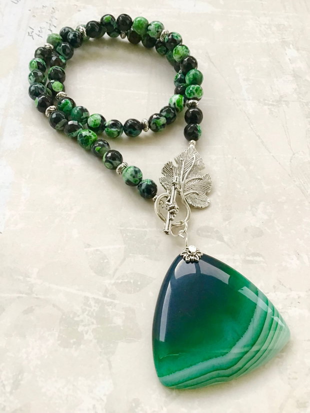 Colier vintage agate verzi & negre