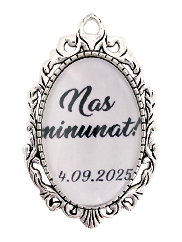 Cocarda brosa nas minunat