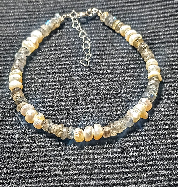 Bratara argint labradorit perle naturale de cultura minimalista boho chic trendy cadou