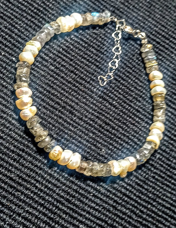 Bratara argint labradorit perle naturale de cultura minimalista boho chic trendy cadou