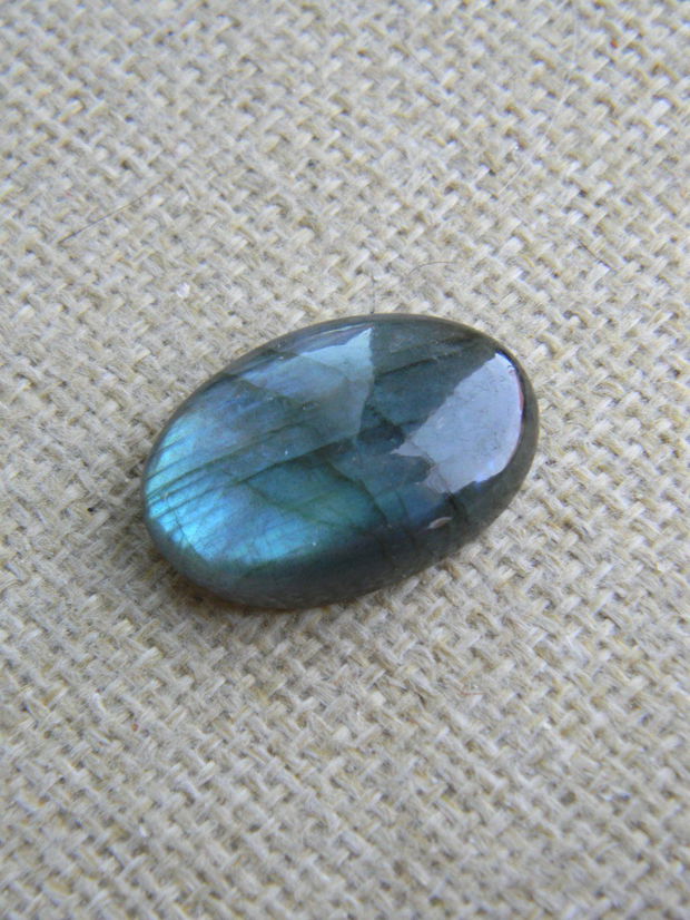 Caboson labradorit (C32B)