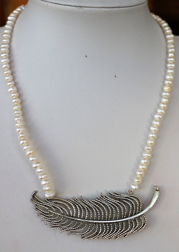 Set handmade colier si cercei din perle de cultura