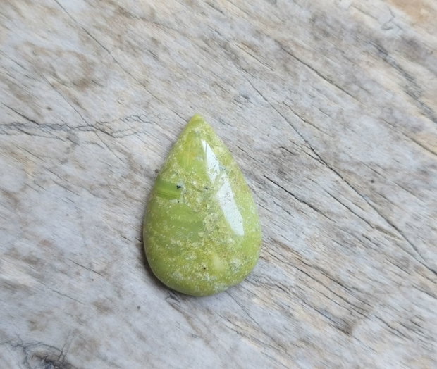 Cabochon opal verde, 28x19 mm