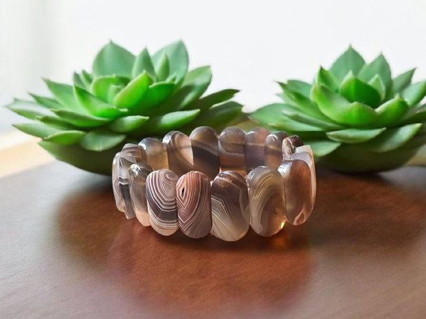 Bratara elastica din agate Botswana