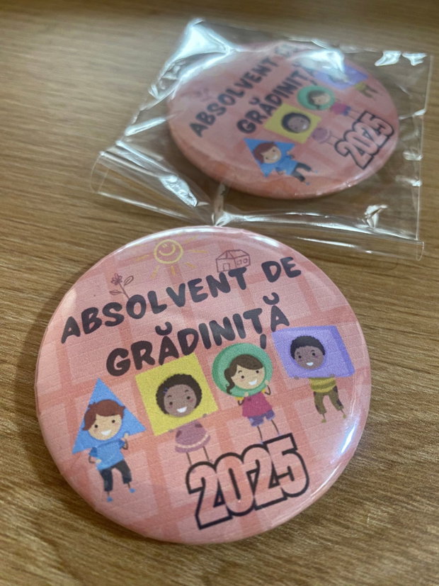 Set Personalizat de Absolvire Grădiniță Diplomă, Insignă, Creion și Sticker cu Bufnița Înțelepciunii