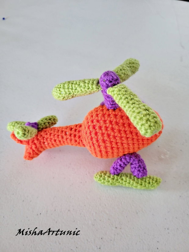 Jucarie crosetata- Elicopter