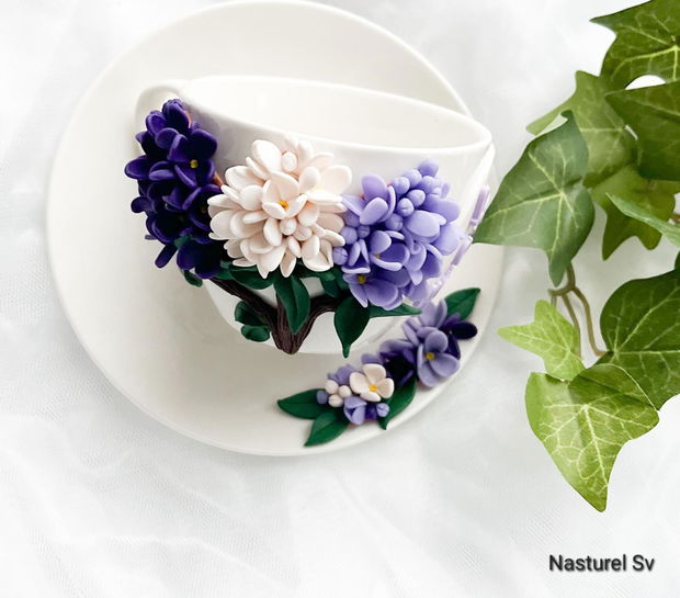 Ceasca si farfurie: Liliac