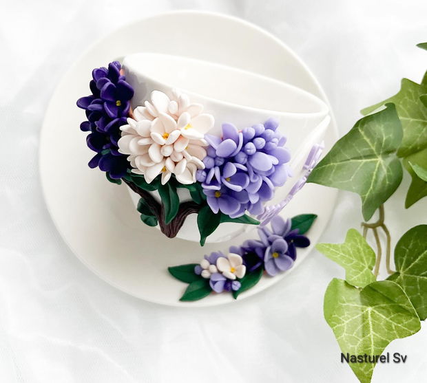 Ceasca si farfurie: Liliac