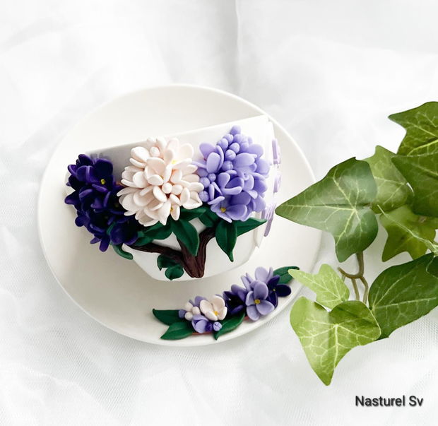 Ceasca si farfurie: Liliac